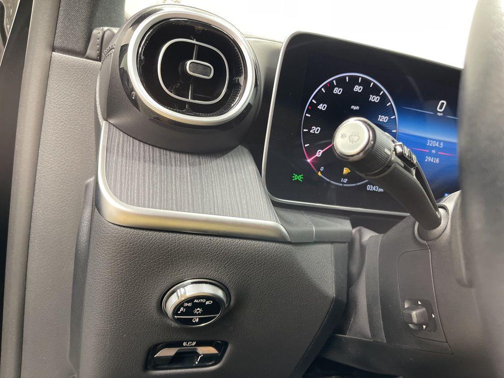 used 2024 Mercedes-Benz GLC 300 car, priced at $35,995