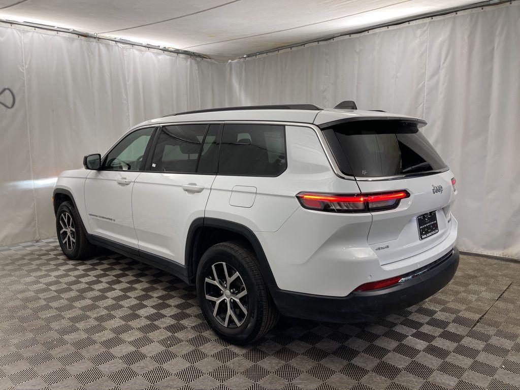 used 2024 Jeep Grand Cherokee L car, priced at $27,395