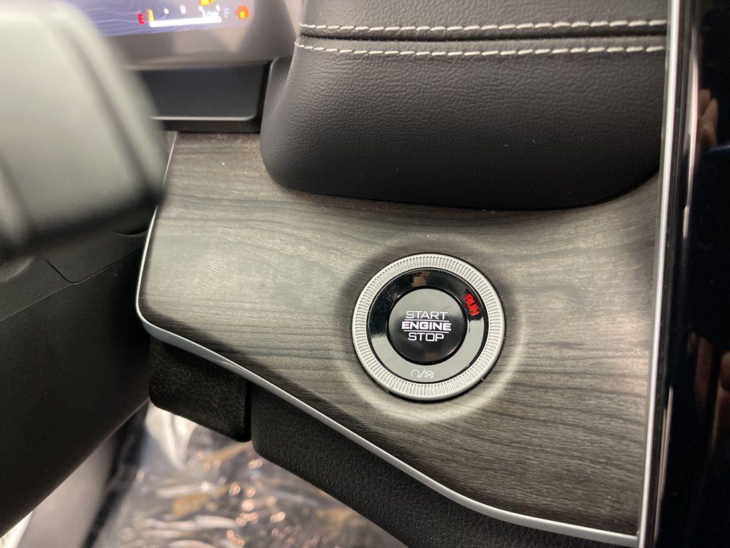 used 2024 Jeep Grand Cherokee L car, priced at $27,395