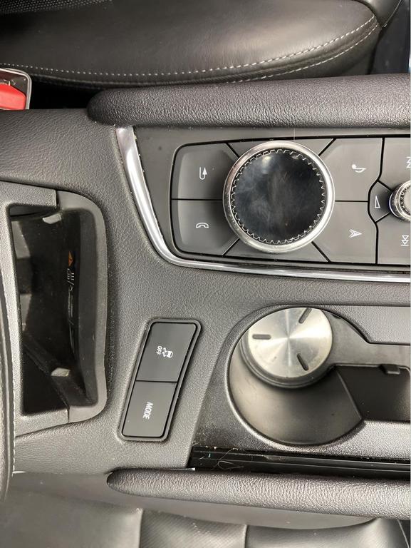 used 2023 Cadillac XT5 car, priced at $27,395