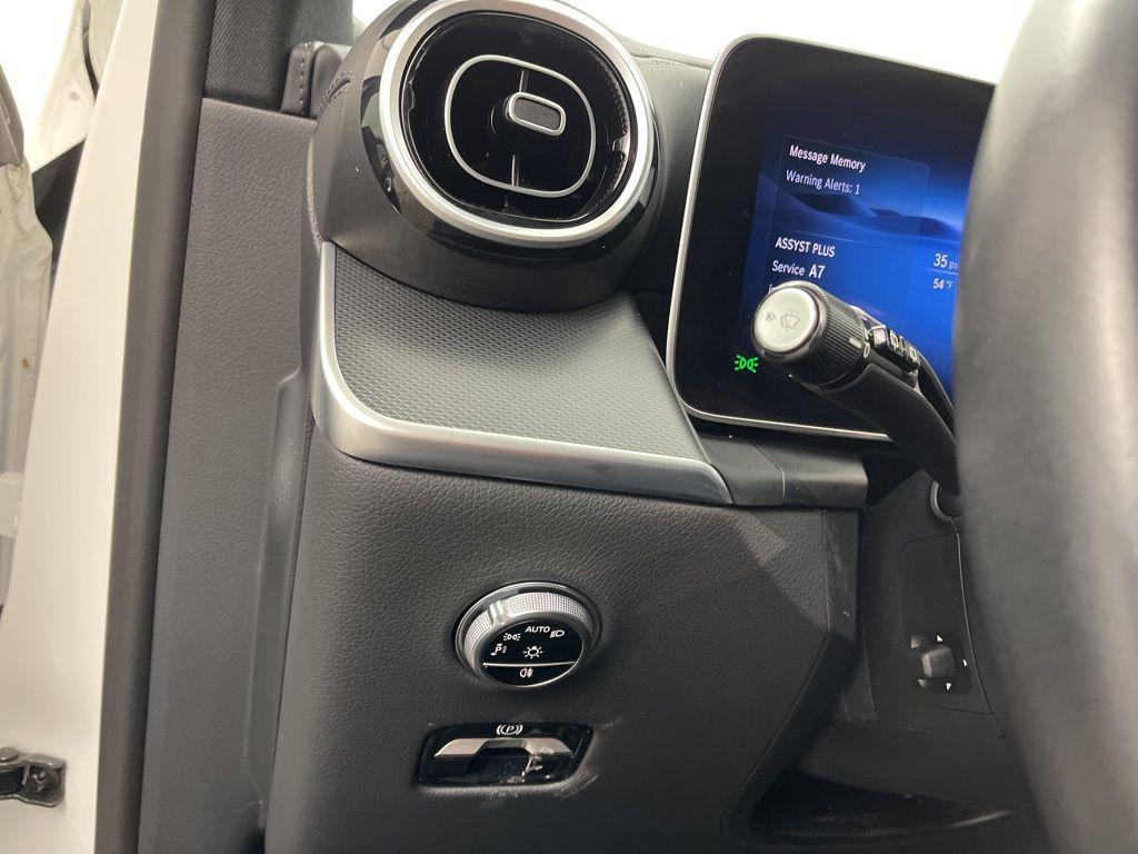 used 2024 Mercedes-Benz GLC 300 car, priced at $38,395