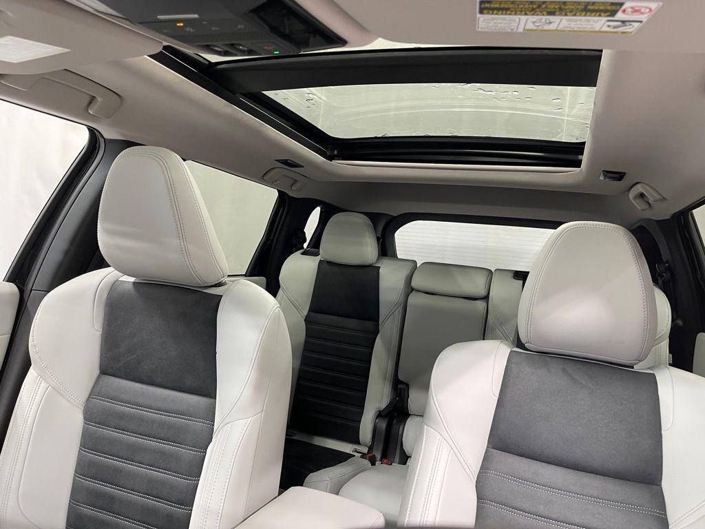 new 2025 Mitsubishi Outlander car, priced at $36,795