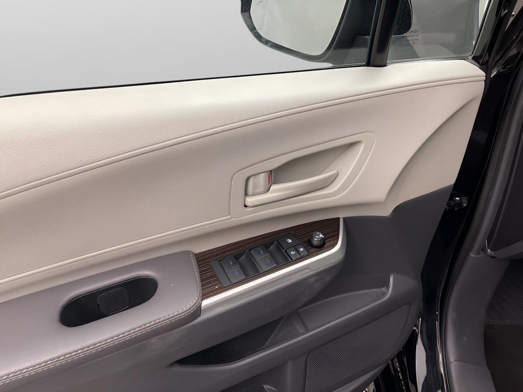 used 2024 Toyota Sienna car, priced at $35,395