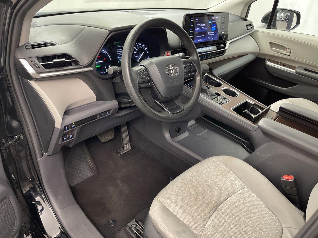 used 2024 Toyota Sienna car, priced at $34,825
