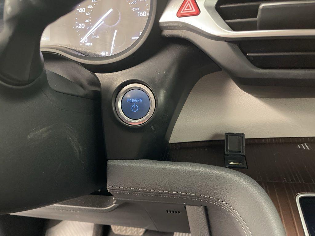used 2024 Toyota Sienna car, priced at $34,825