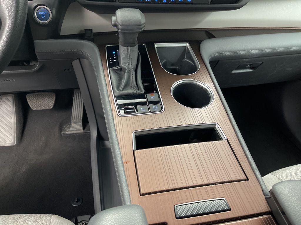 used 2024 Toyota Sienna car, priced at $34,825