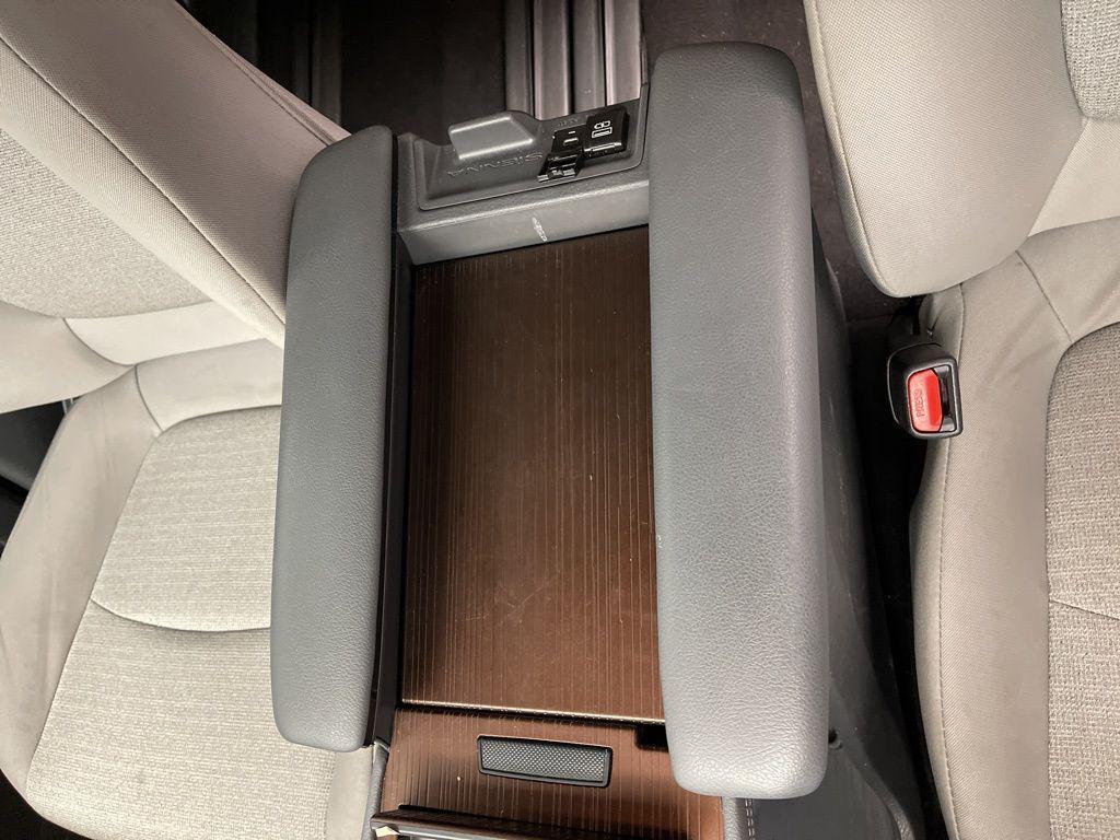 used 2024 Toyota Sienna car, priced at $36,395