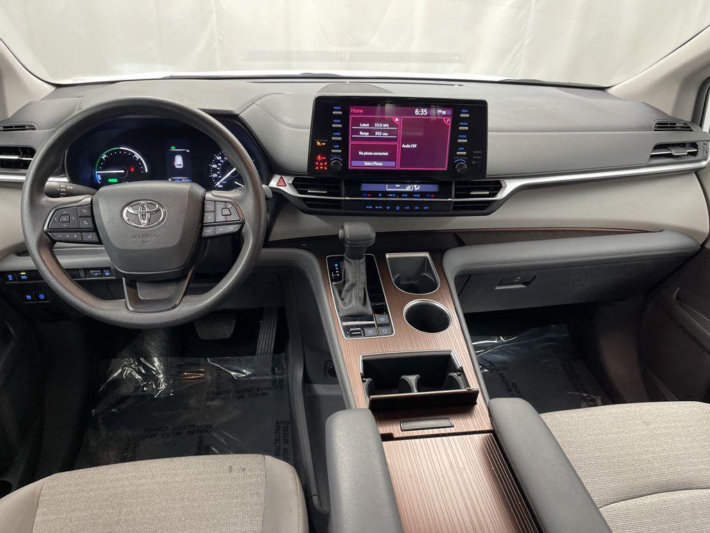 used 2024 Toyota Sienna car, priced at $36,395