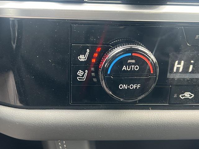 new 2025 Nissan Pathfinder car, priced at $44,173