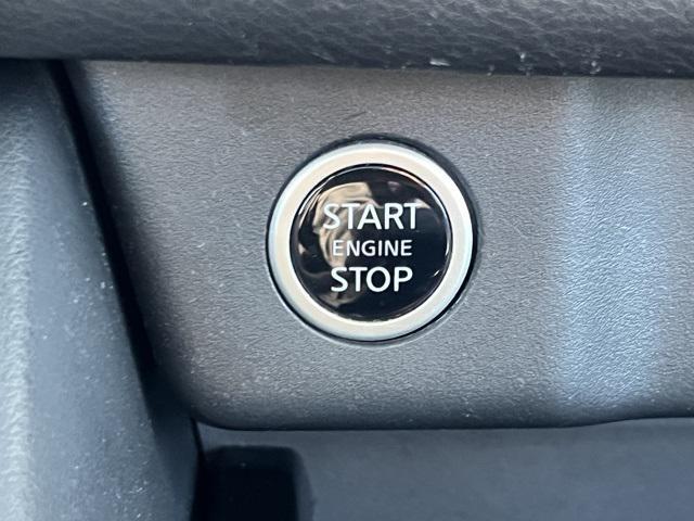 used 2022 Nissan Rogue car, priced at $18,418