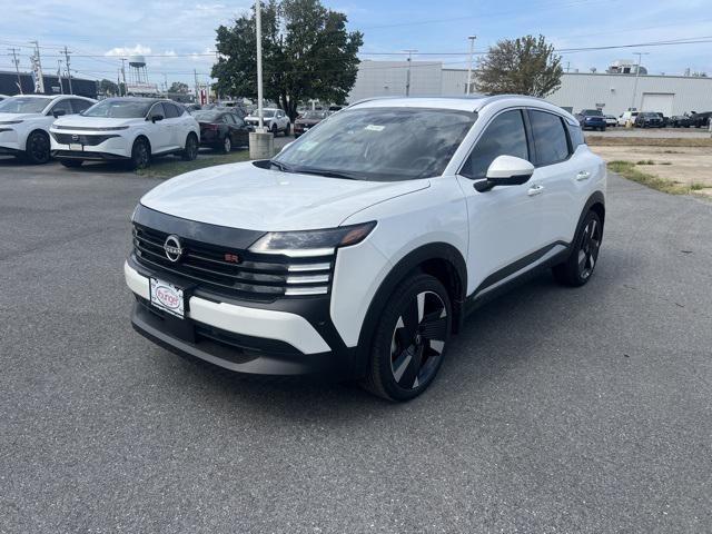 new 2025 Nissan Kicks car, priced at $28,024