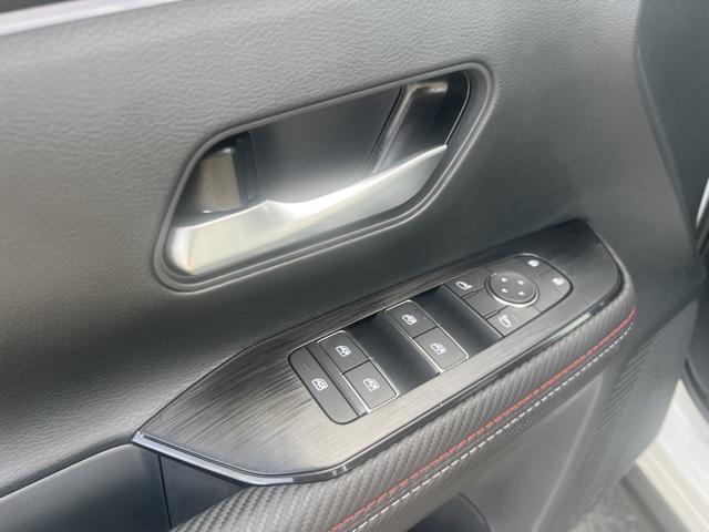 new 2025 Nissan Kicks car, priced at $28,024