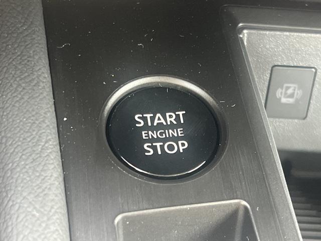 new 2025 Nissan Kicks car, priced at $28,024