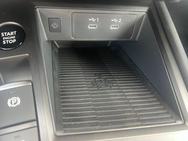 new 2025 Nissan Kicks car, priced at $26,778