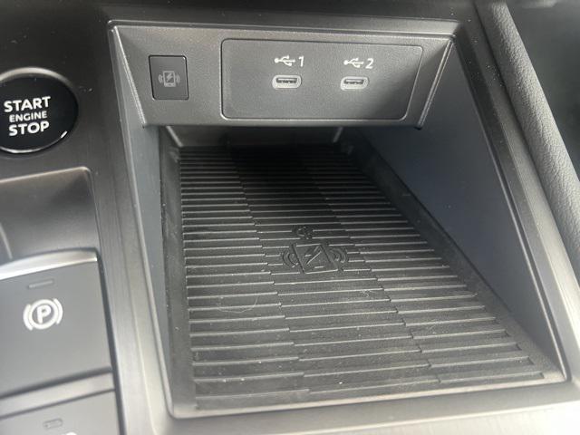 new 2025 Nissan Kicks car, priced at $28,024