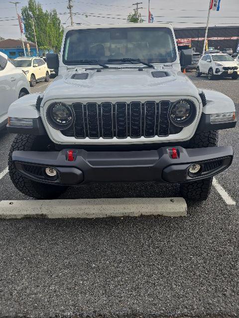 used 2025 Jeep Gladiator car, priced at $50,000