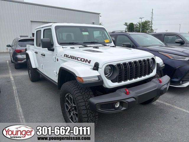 used 2025 Jeep Gladiator car, priced at $50,000