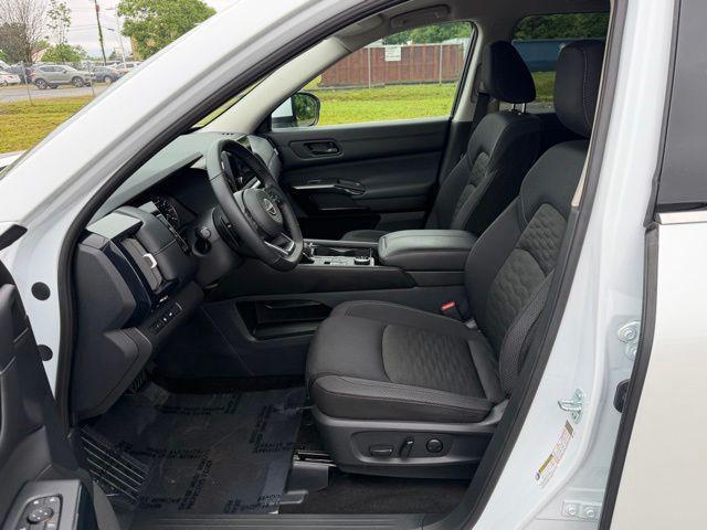 used 2025 Nissan Pathfinder car, priced at $31,250