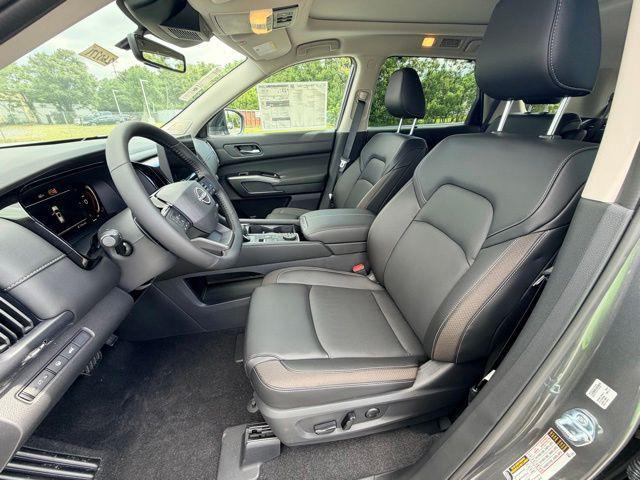 new 2026 Nissan Pathfinder car, priced at $43,356