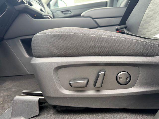 new 2026 Nissan Pathfinder car, priced at $38,079