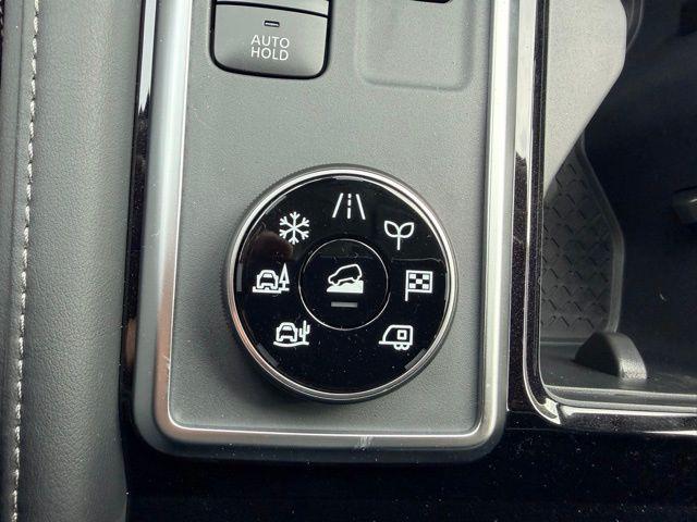 new 2026 Nissan Pathfinder car, priced at $38,079