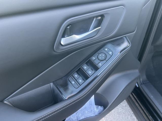 new 2026 Nissan Rogue car, priced at $29,008