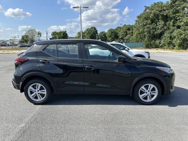 new 2025 Nissan Kicks car, priced at $20,000
