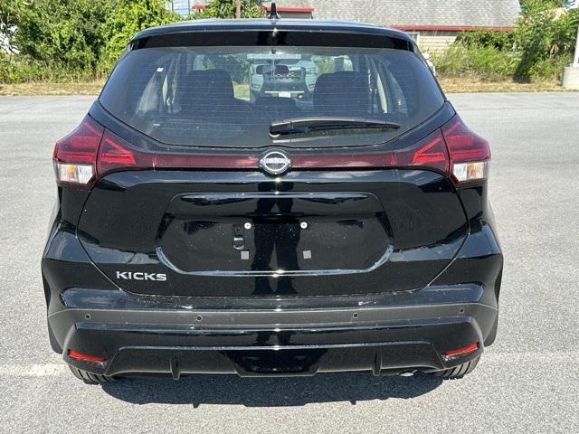 new 2025 Nissan Kicks car, priced at $20,000