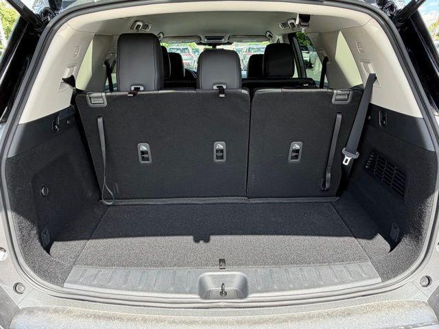new 2026 Nissan Pathfinder car, priced at $40,248