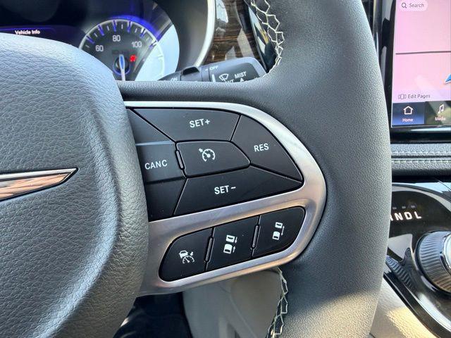 used 2022 Chrysler Pacifica car, priced at $36,000