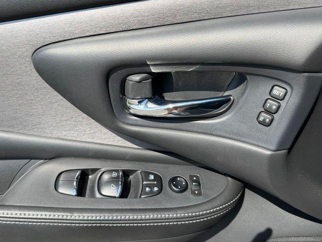 used 2021 Nissan Murano car, priced at $20,000