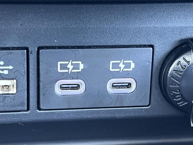 used 2023 Toyota Highlander car, priced at $38,500