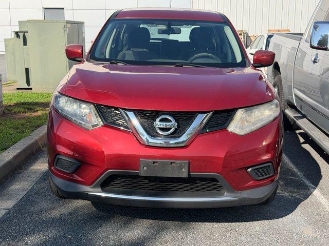 used 2016 Nissan Rogue car, priced at $10,000