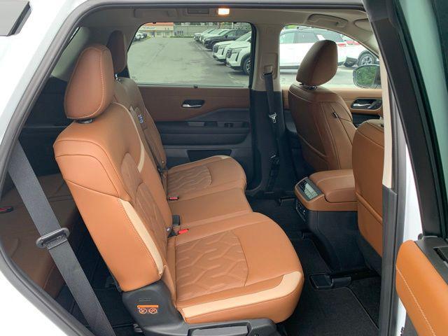 new 2026 Nissan Pathfinder car, priced at $47,021