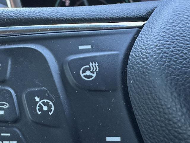 used 2024 Chevrolet Equinox car, priced at $20,000