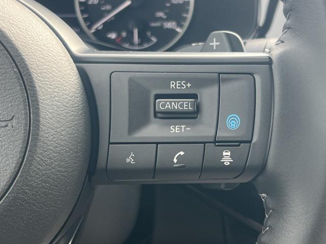 new 2025 Nissan Pathfinder car, priced at $34,572