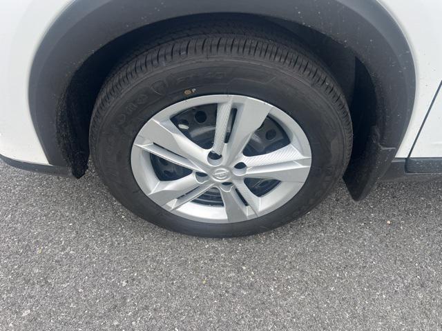 new 2025 Nissan Kicks car, priced at $20,987