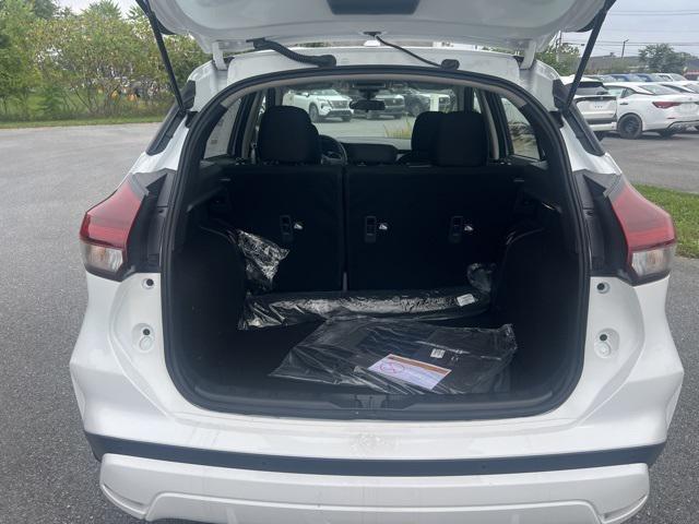 new 2025 Nissan Kicks car, priced at $20,987