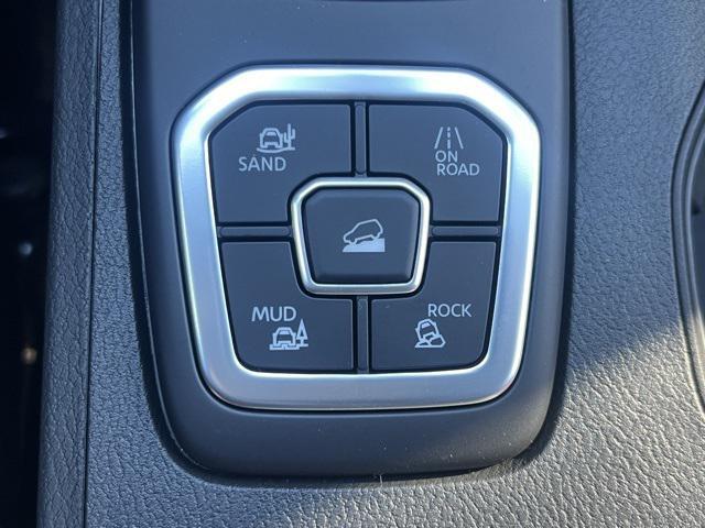 new 2026 Nissan Frontier car, priced at $46,210