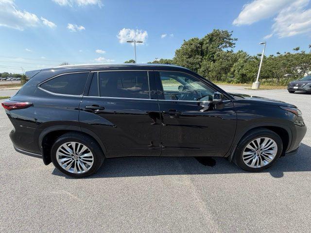 used 2024 Toyota Highlander car, priced at $46,500
