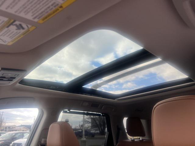 new 2025 Nissan Pathfinder car, priced at $44,759