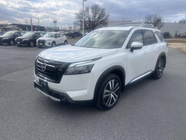 new 2025 Nissan Pathfinder car, priced at $44,759