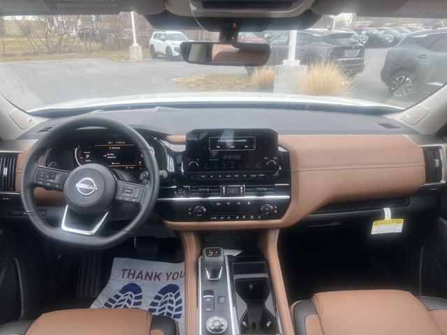 new 2025 Nissan Pathfinder car, priced at $44,759