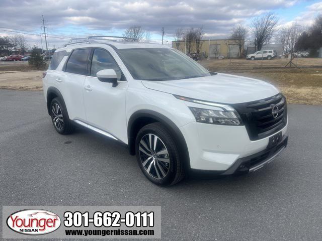 new 2025 Nissan Pathfinder car, priced at $44,759