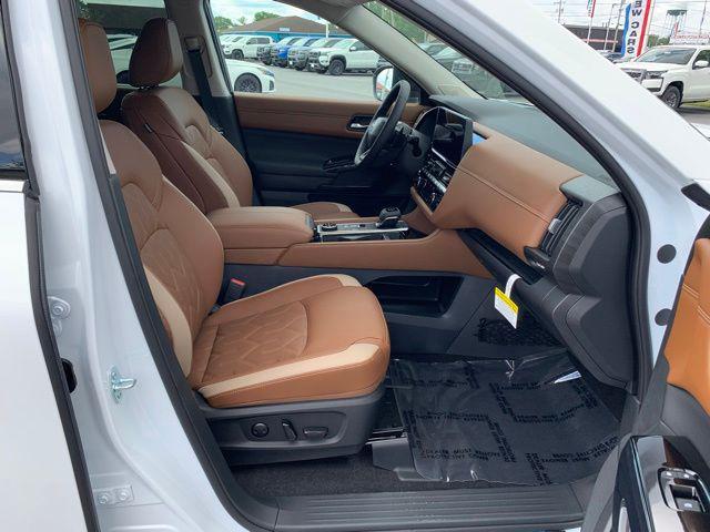 new 2026 Nissan Pathfinder car, priced at $47,271