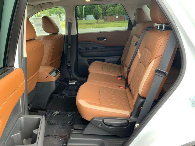 new 2026 Nissan Pathfinder car, priced at $47,271