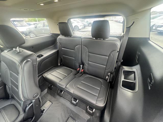 used 2022 GMC Acadia car, priced at $24,995