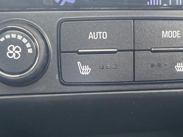 used 2022 GMC Acadia car, priced at $24,995