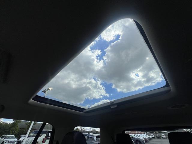 used 2022 GMC Acadia car, priced at $24,995