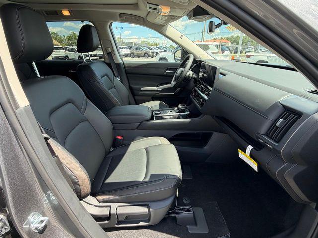 new 2026 Nissan Pathfinder car, priced at $43,356